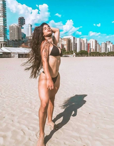 Linda De Morrer Profile pic