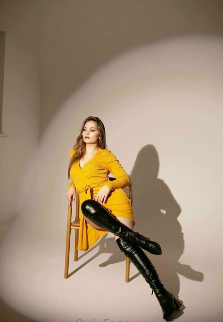 nika delf nude onlyfans pics