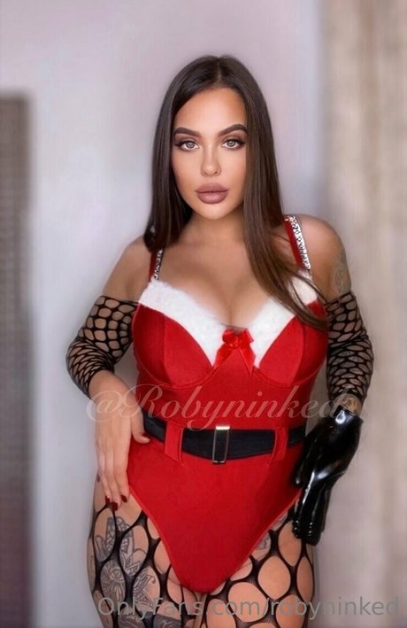 robyninked onlyfans leaked dirtyship