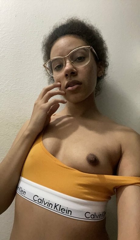 HoneyVulture onlyfans xx