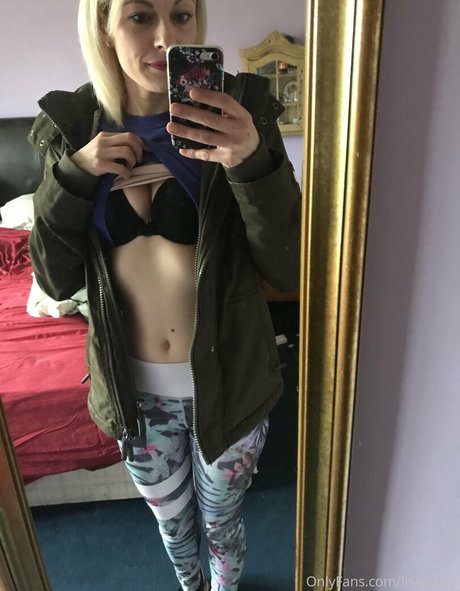 lisa69xxx naked onlyfans pics