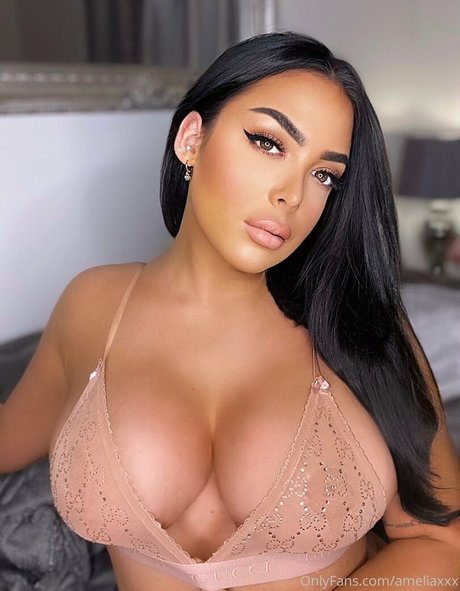 ameliaxxx onlyfans explicit content
