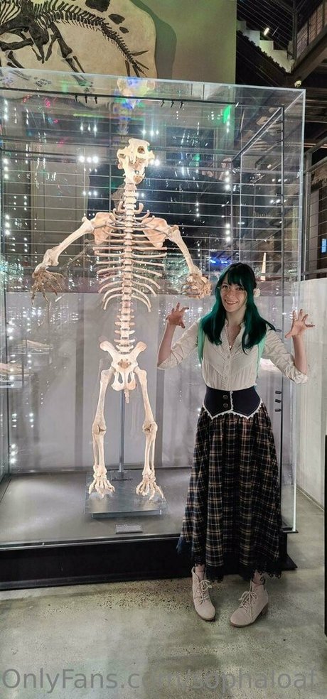 sophaloaf of onlyfans pics