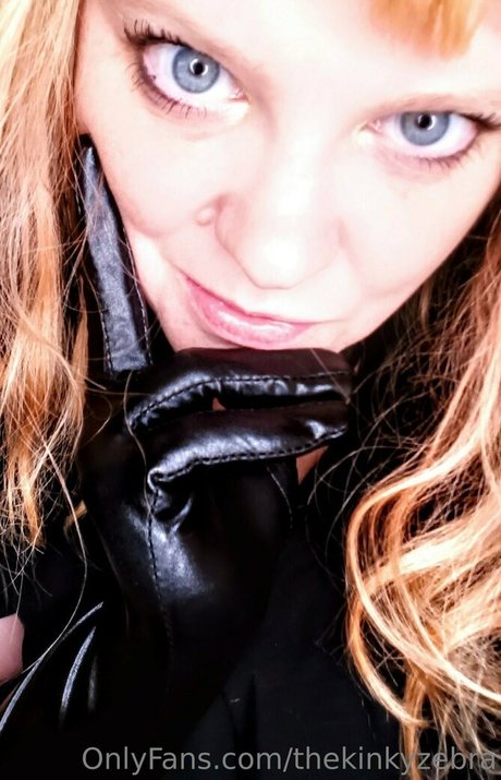 thekinkyzebra onlyfans free