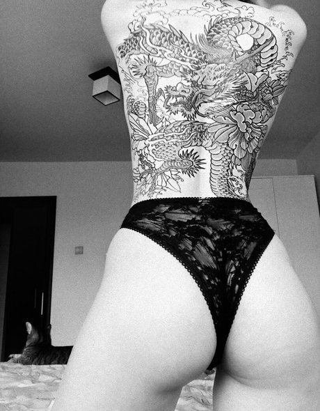 baddie withnodaddy onlyfans leajs