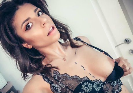 diaryofalexacreed strip onlyfans