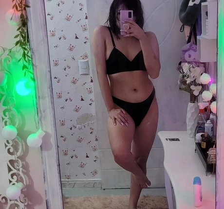 Niellefer onlyfans content