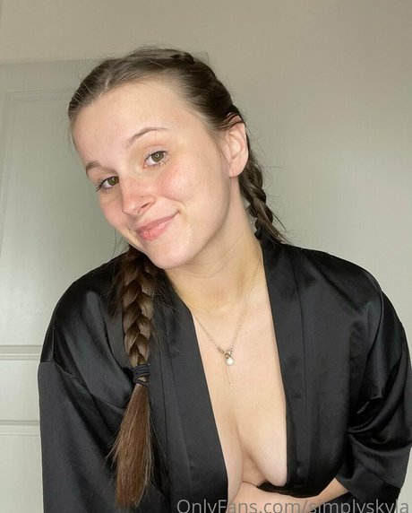 simplyskyla pics onlyfans