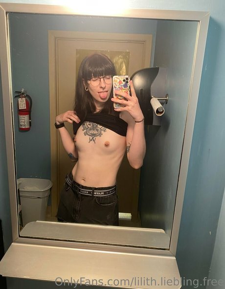 lilith liebling free onlyfans images