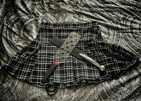 shortskirtsandflirts only fans