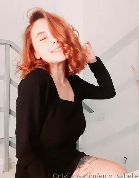 emy isabelle onlyfans leajs
