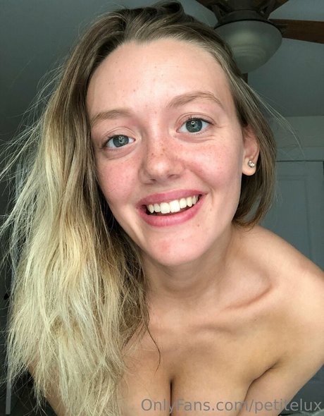 petitelux onlyfans leaked pictures