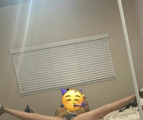 Lawhora onlyfans archive