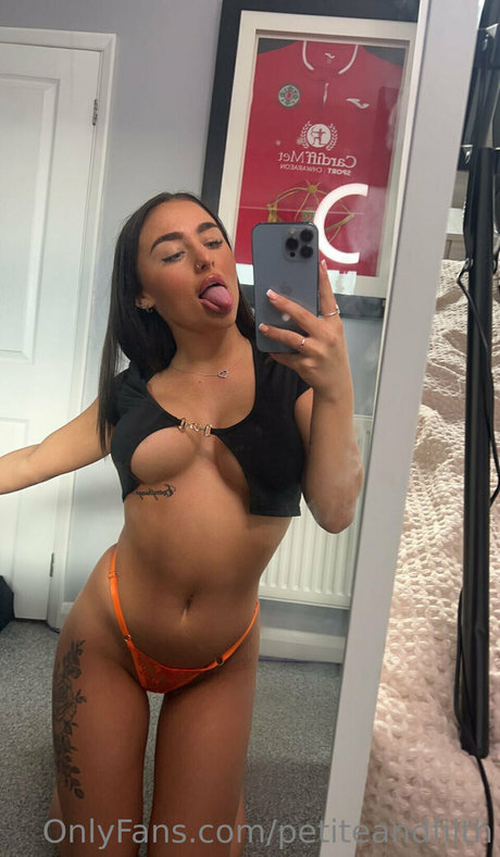 Petiteandfilth onlyfans public photos