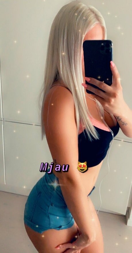 bossblondie only fans pic