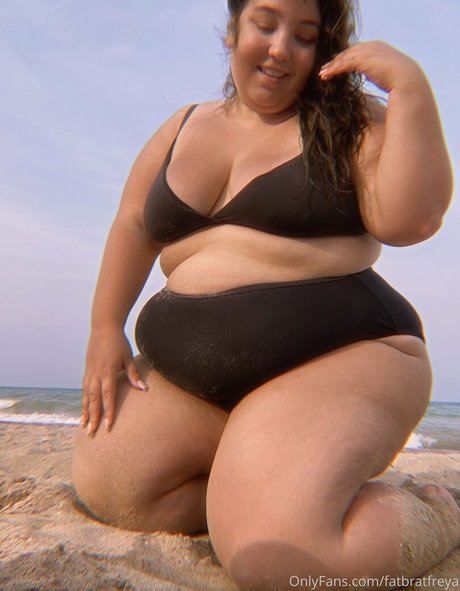 fatbratfreya nude only fans