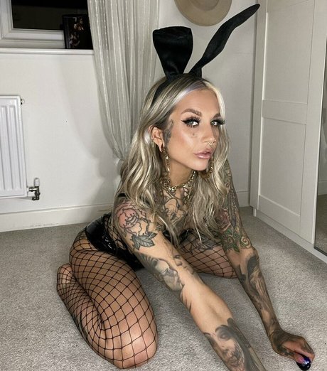 Shannon Love onlyfans naked