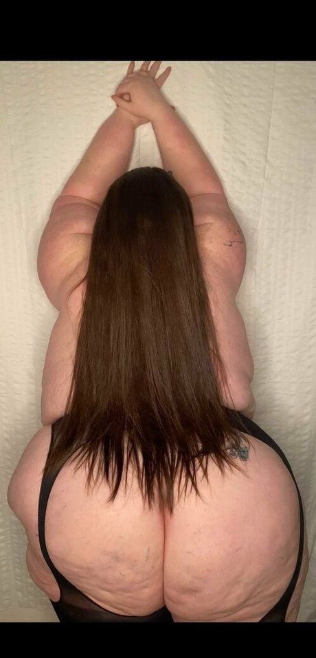 spanxbeluga naked on onlyfans