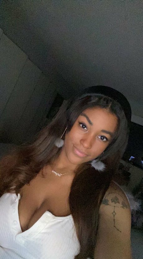 TatyMx onlyfans page