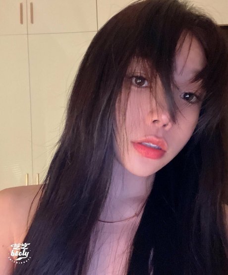 ZhiZhiBooty onlyfans leak porn