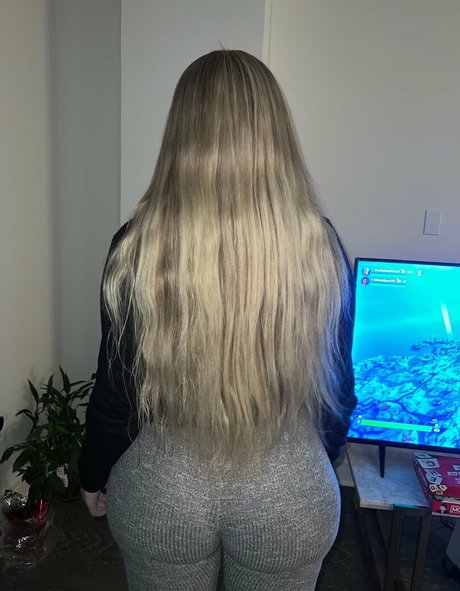 bootybyshel2 onlyfans naked leaked