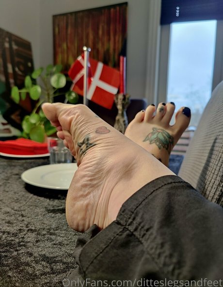 ditteslegsandfeet onlyfans leak porn