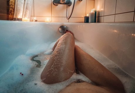 adorable alice nude onlyfans