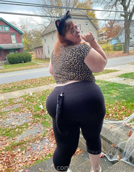 kittykatastrophy69 onlyfans model photos