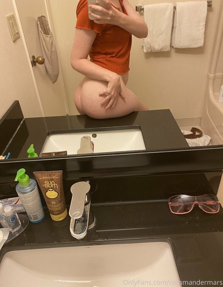 commandermars onlyfans model photos