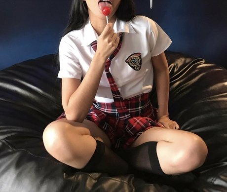 gomitaa18 Profile pic