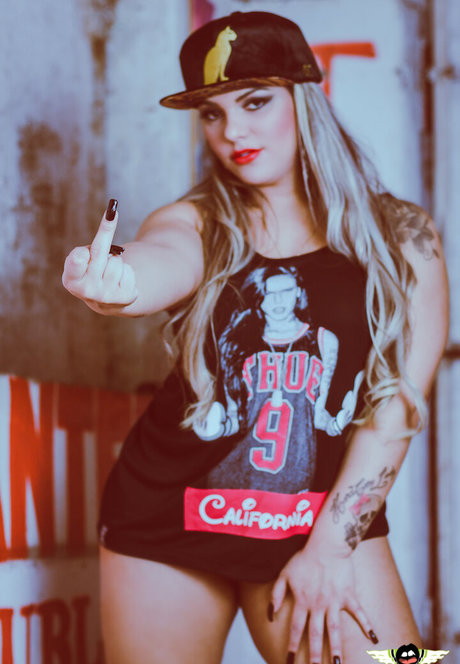 Carine Ivankio onlyfans leak