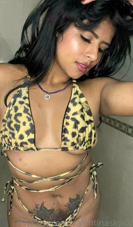 valentinaskyxx nudes leaked onlyfans