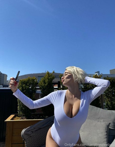 carolinevreeland onlyfans de