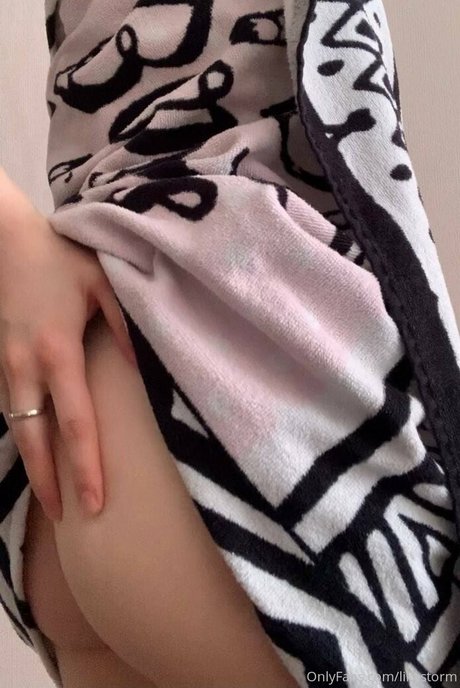 likastorm onlyfans images