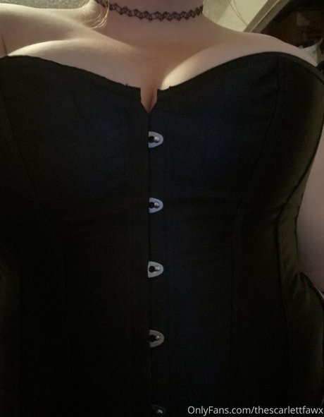 thescarlettfawx onlyfans leak naked