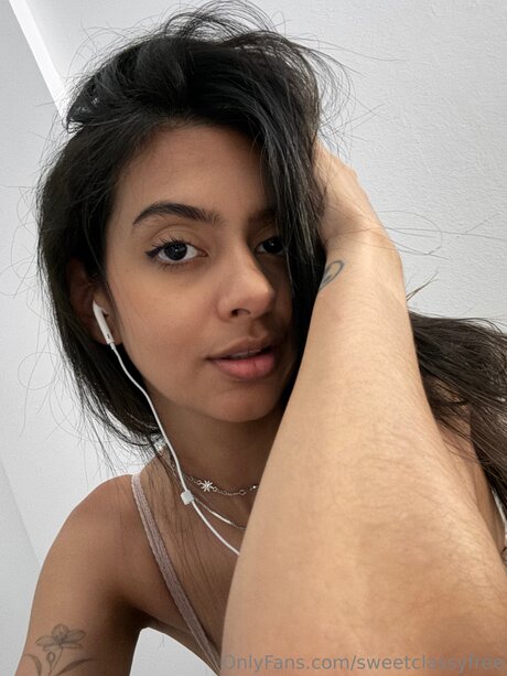 sweetclassyfree onlyfans pictures