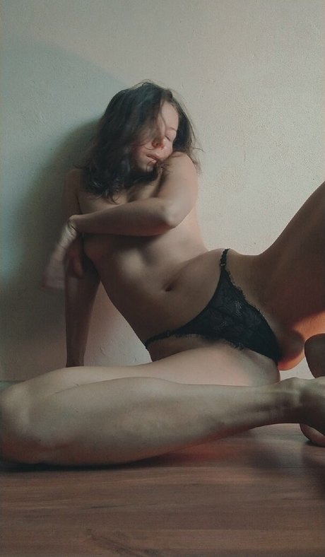 Katherine Neoromantika onlyfans naked