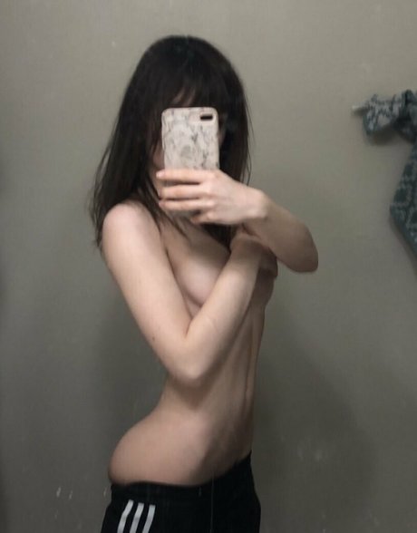 Mewnii nude leaked onlyfans