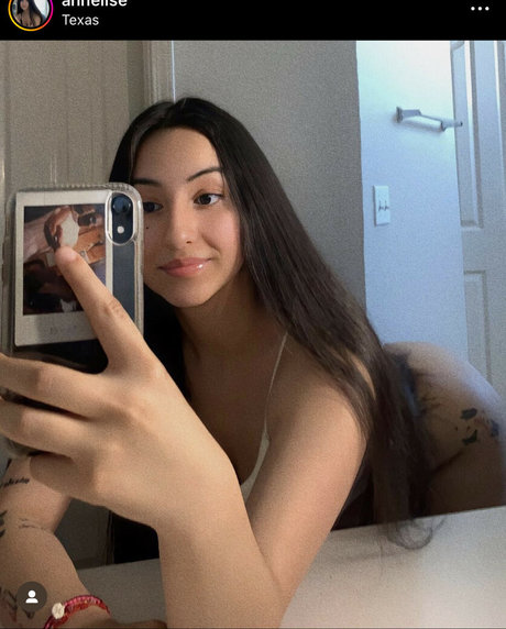 Anneiise onlyfans nude leaked