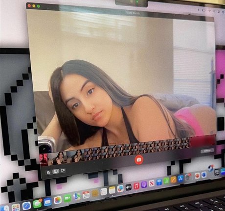 Anneiise onlyfans leaked nude