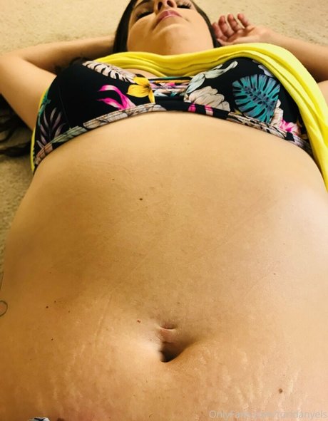 toridanyels onlyfans strip tease