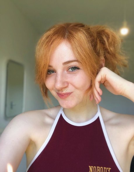 Dampptowel nude only fans