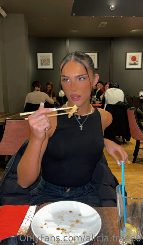 alicia freee0 onlyfans joi