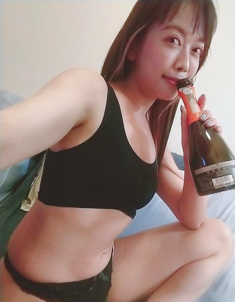 kiwakooikawa onlyfans leaks xxx