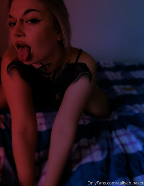 bat gyal onlyfans explicit content