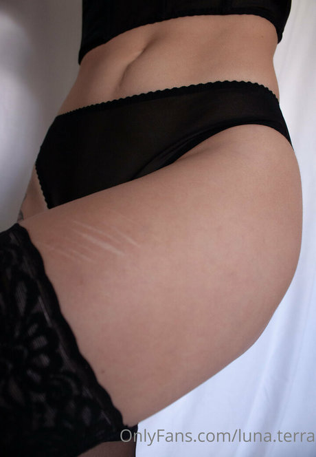 luna terra onlyfans