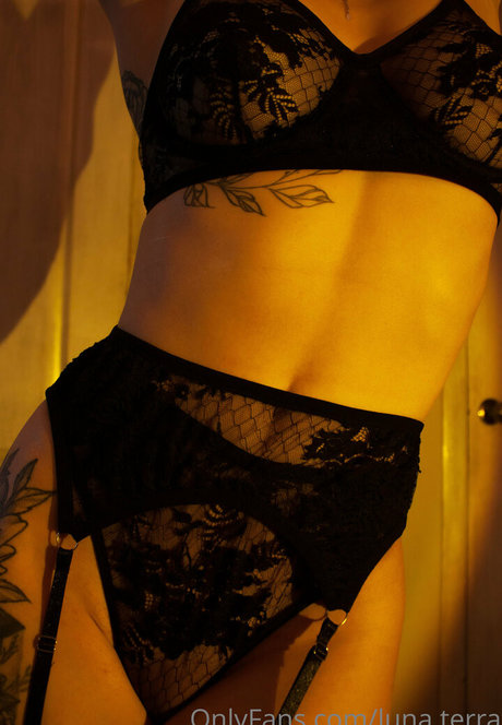 luna terra onlyfans nude pictures