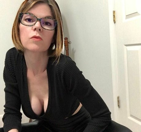 Laurie Kim onlyfans leak