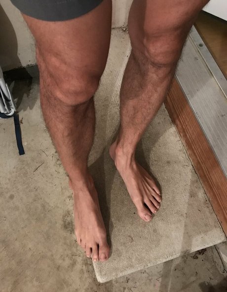 barefeeticus onlyfans leak ass