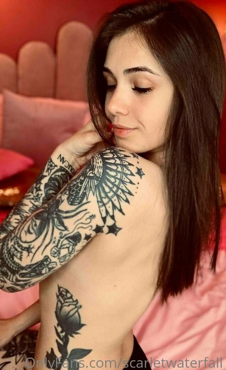 scarletwaterfall nude leaks onlyfans